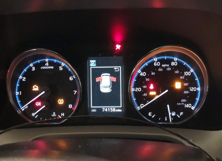 Photo 7 of 2016 Toyota Rav4 XLE (VIN 2T3WFREV2GW306446)