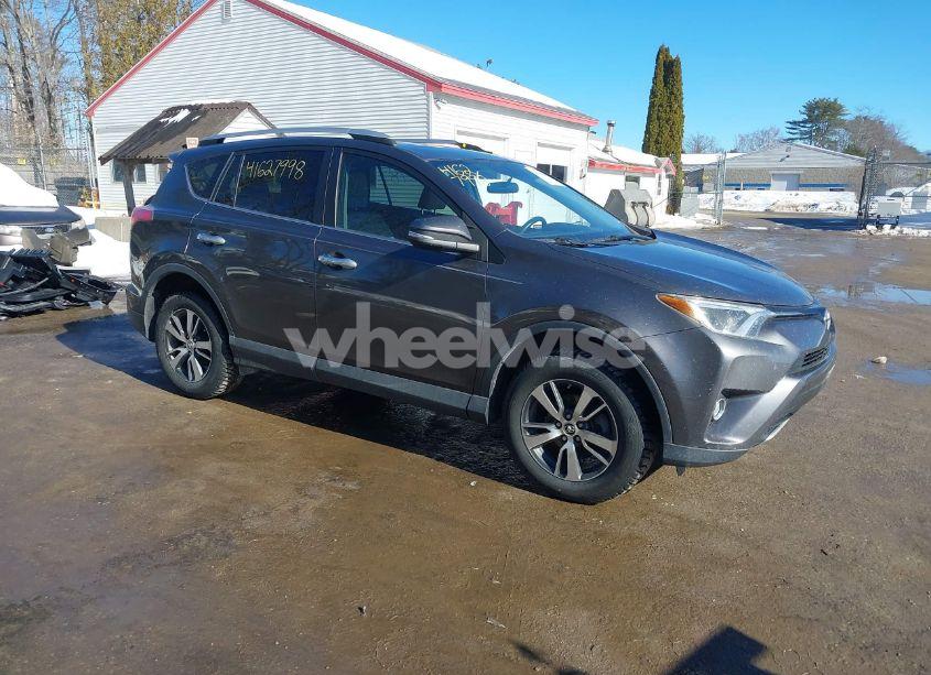 2016 Toyota Rav4 XLE (VIN 2T3WFREV2GW309914) main photo