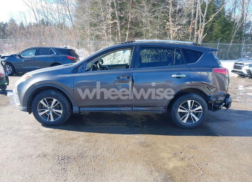 Photo 15 of 2016 Toyota Rav4 XLE (VIN 2T3WFREV2GW309914)