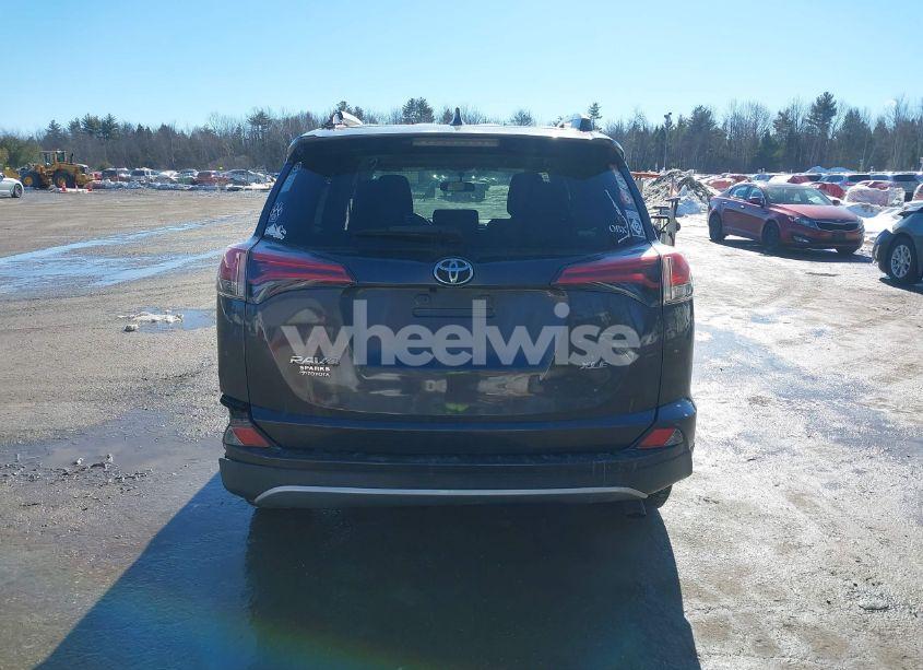 Photo 17 of 2016 Toyota Rav4 XLE (VIN 2T3WFREV2GW309914)