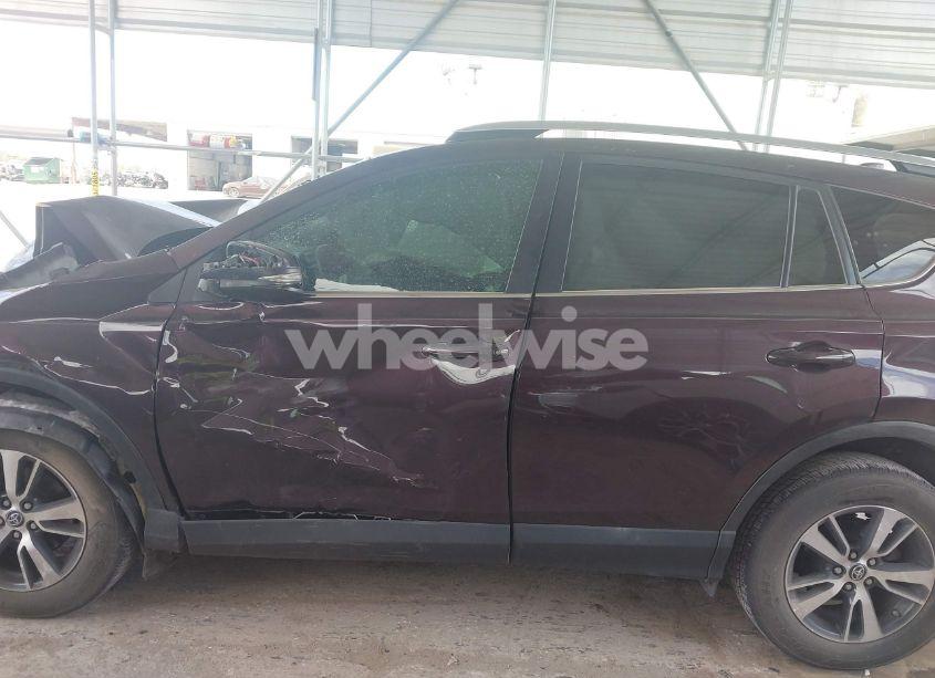 Photo 14 of 2017 Toyota Rav4 XLE (VIN 2T3WFREV2HW323278)