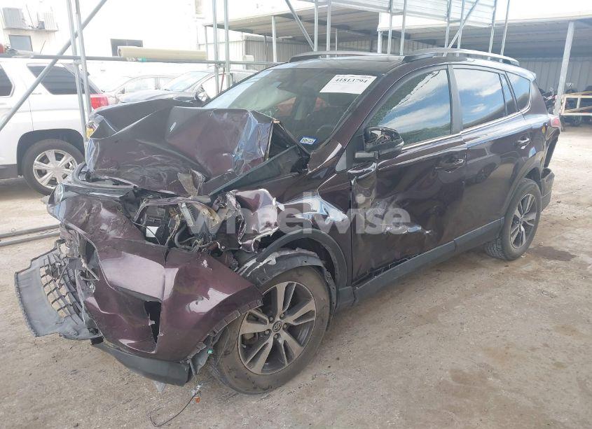 Photo 2 of 2017 Toyota Rav4 XLE (VIN 2T3WFREV2HW323278)