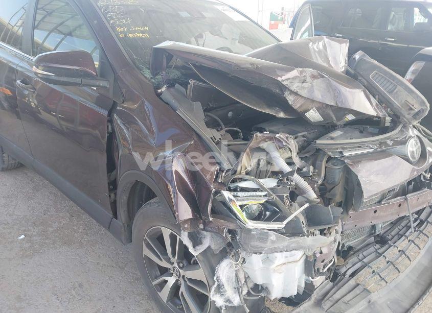 Photo 6 of 2017 Toyota Rav4 XLE (VIN 2T3WFREV2HW323278)