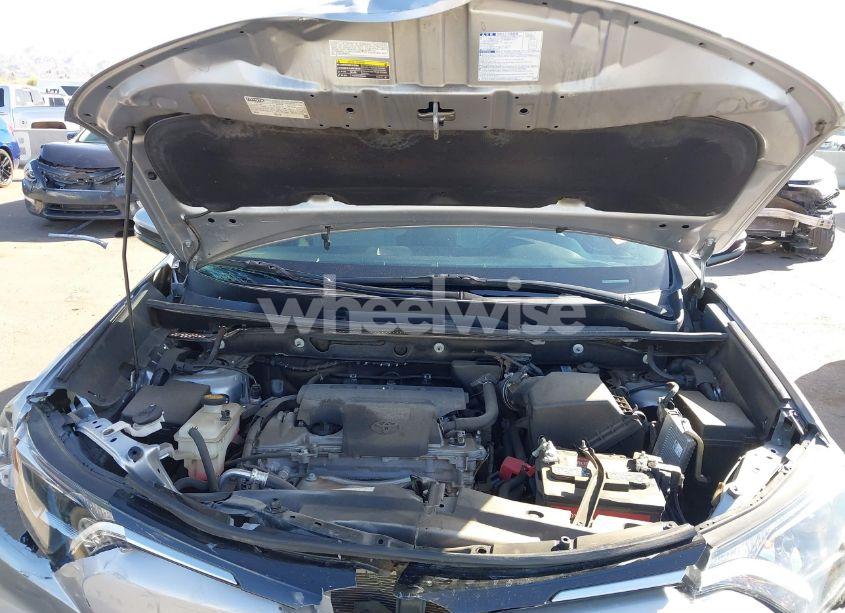 Photo 10 of 2017 Toyota Rav4 XLE (VIN 2T3WFREV2HW405480)