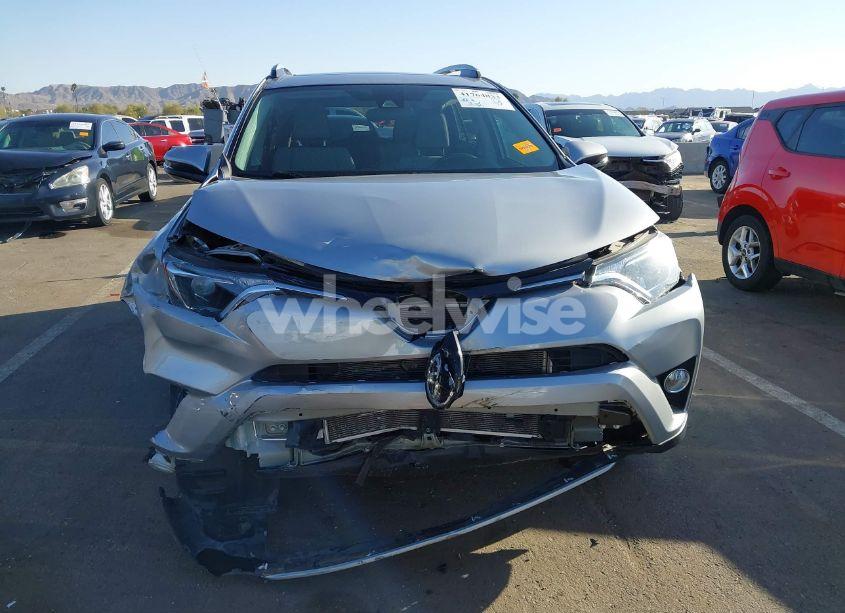 Photo 6 of 2017 Toyota Rav4 XLE (VIN 2T3WFREV2HW405480)
