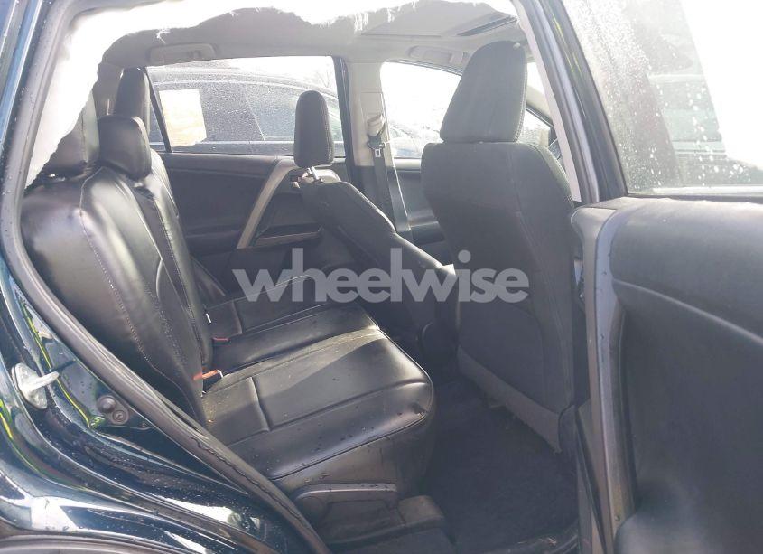 Photo 8 of 2018 Toyota Rav4 ADVENTURE/XLE (VIN 2T3WFREV2JW412192)