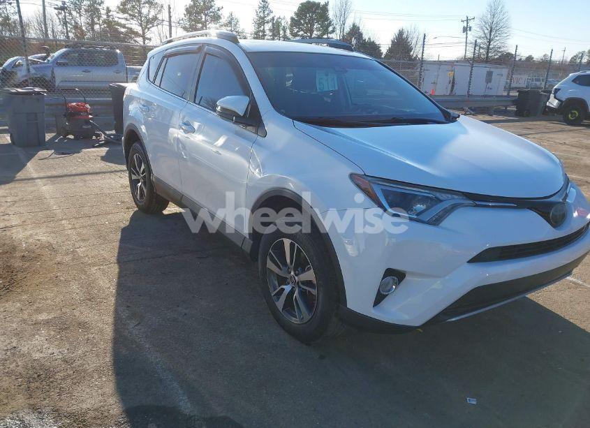 2018 Toyota Rav4 ADVENTURE/XLE (VIN 2T3WFREV2JW498720) main photo