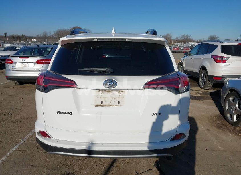 Photo 16 of 2018 Toyota Rav4 ADVENTURE/XLE (VIN 2T3WFREV2JW498720)