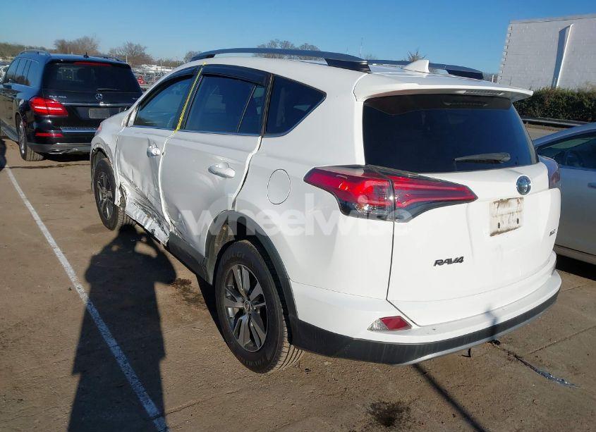 Photo 3 of 2018 Toyota Rav4 ADVENTURE/XLE (VIN 2T3WFREV2JW498720)