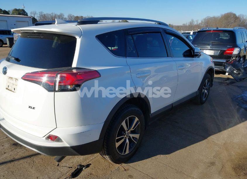 Photo 4 of 2018 Toyota Rav4 ADVENTURE/XLE (VIN 2T3WFREV2JW498720)