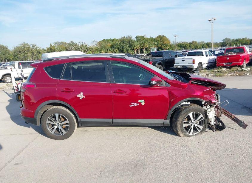 Photo 12 of 2018 Toyota Rav4 ADVENTURE/XLE (VIN 2T3WFREV2JW506136)