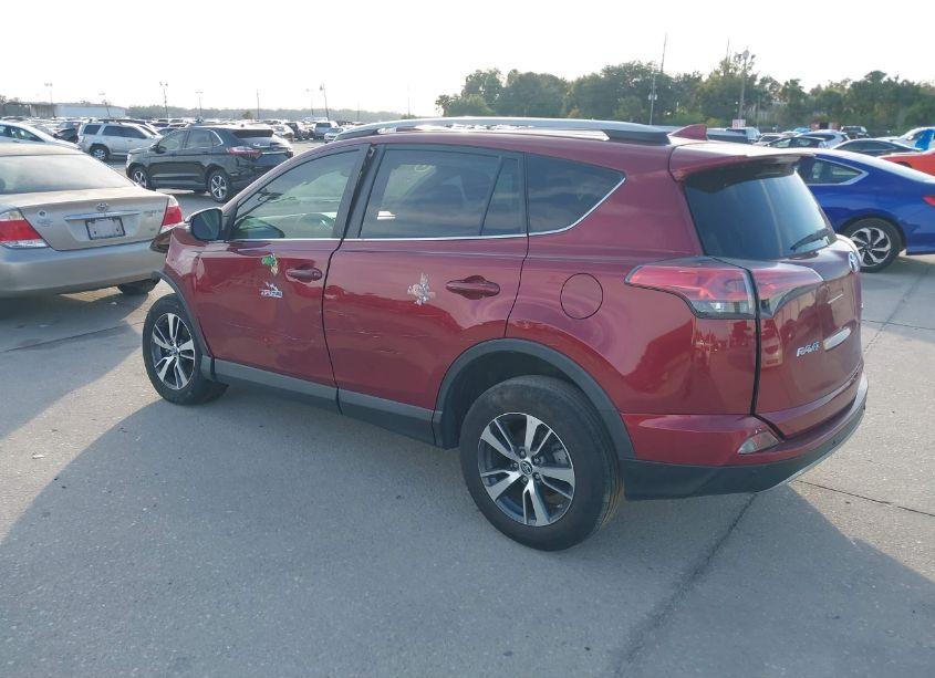 Photo 3 of 2018 Toyota Rav4 ADVENTURE/XLE (VIN 2T3WFREV2JW506136)