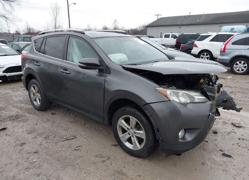 Photo 13 of 2013 Toyota Rav4 XLE (VIN 2T3WFREV3DW060163)