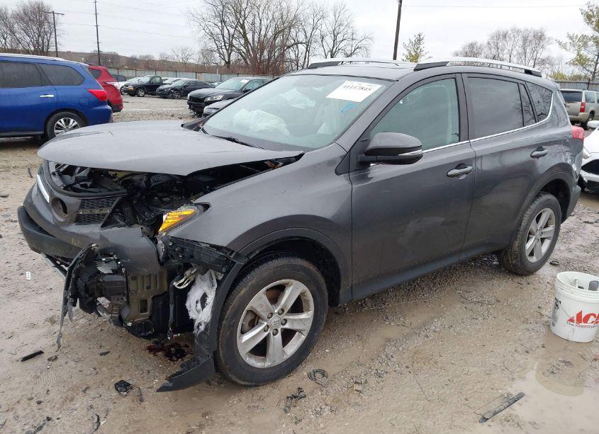 Photo 2 of 2013 Toyota Rav4 XLE (VIN 2T3WFREV3DW060163)