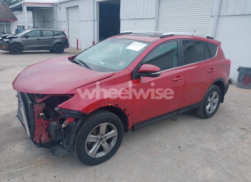 Photo 2 of 2013 Toyota Rav4 XLE (VIN 2T3WFREV3DW071499)