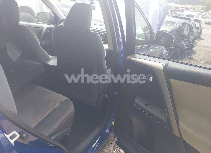 Photo 8 of 2014 Toyota Rav4 XLE (VIN 2T3WFREV3EW112070)