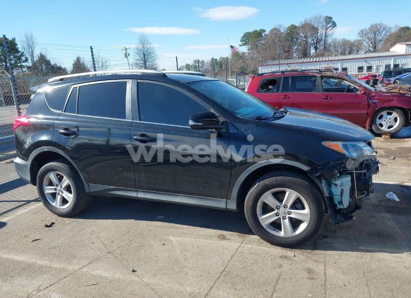 Photo 13 of 2014 Toyota Rav4 XLE (VIN 2T3WFREV3EW115728)