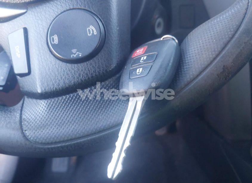 Photo 11 of 2015 Toyota Rav4 XLE (VIN 2T3WFREV3FW140890)