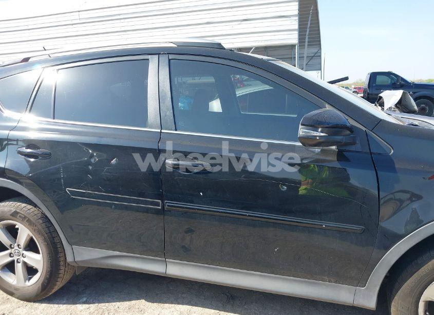 Photo 14 of 2015 Toyota Rav4 XLE (VIN 2T3WFREV3FW169340)