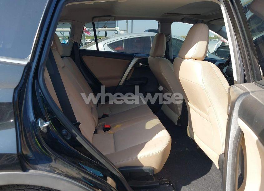 Photo 8 of 2015 Toyota Rav4 XLE (VIN 2T3WFREV3FW169340)