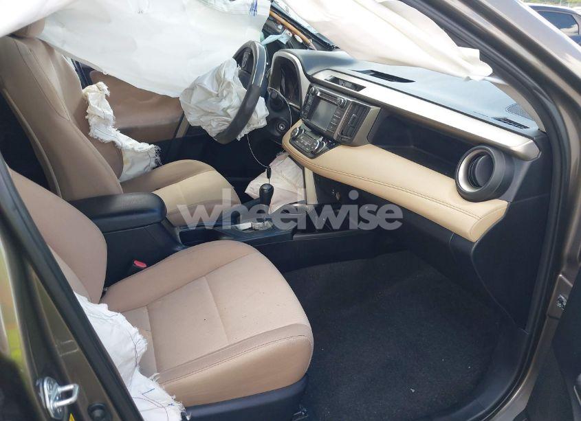 Photo 5 of 2015 Toyota Rav4 XLE (VIN 2T3WFREV3FW198045)