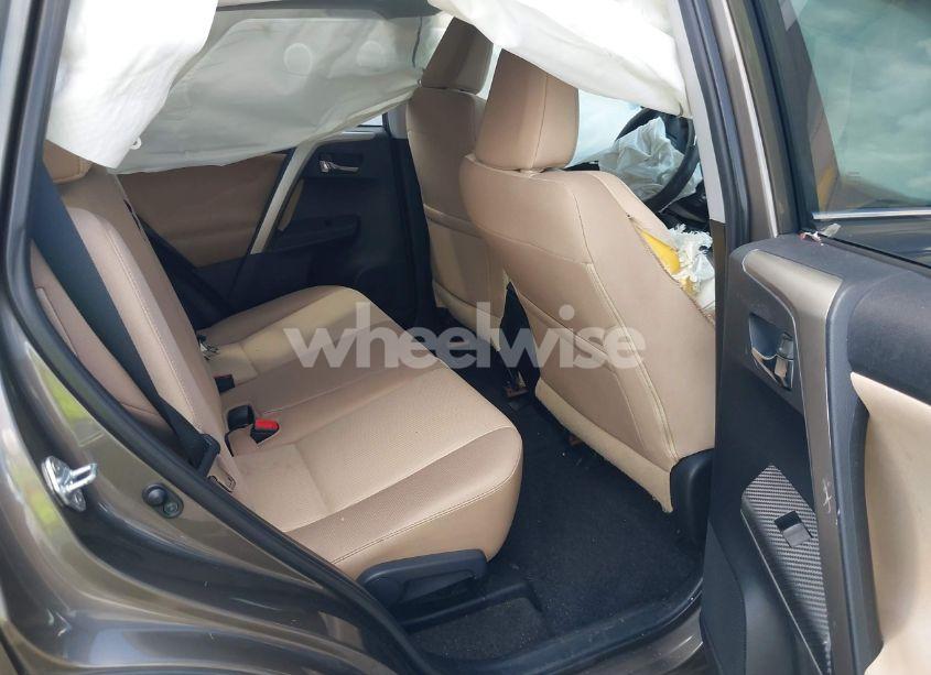 Photo 8 of 2015 Toyota Rav4 XLE (VIN 2T3WFREV3FW198045)