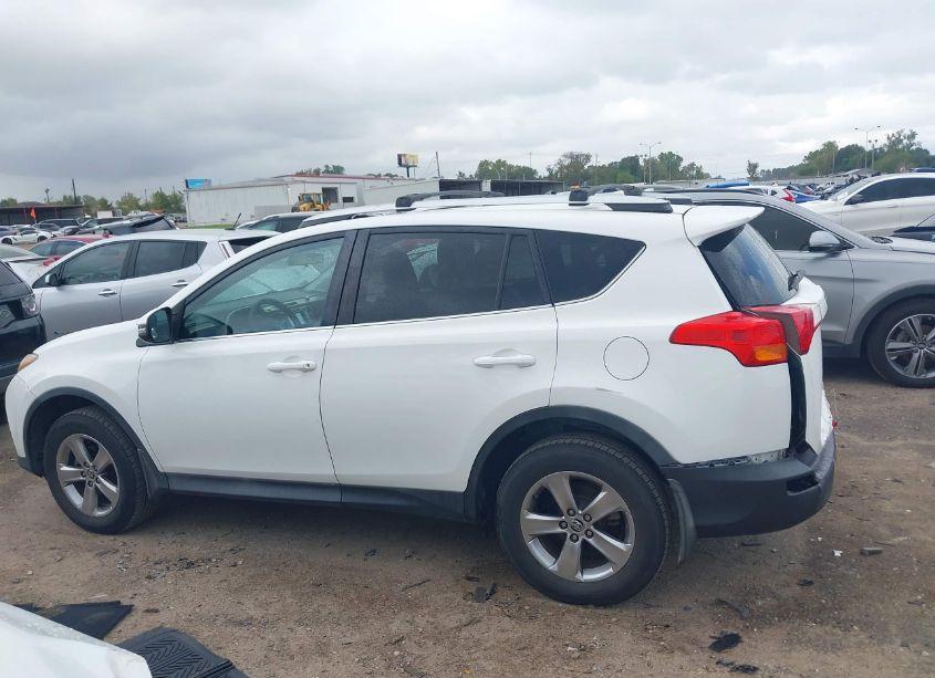 Photo 14 of 2015 Toyota Rav4 XLE (VIN 2T3WFREV3FW210484)