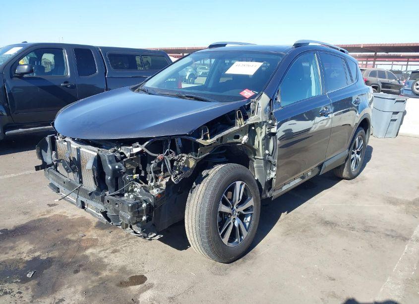 Photo 2 of 2016 Toyota Rav4 XLE (VIN 2T3WFREV3GW241865)