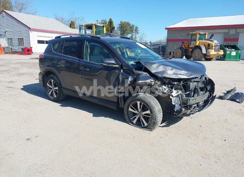 2017 Toyota Rav4 XLE (VIN 2T3WFREV3HW403849) main photo