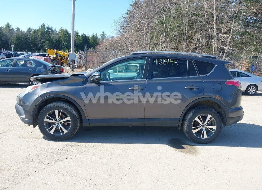 Photo 14 of 2017 Toyota Rav4 XLE (VIN 2T3WFREV3HW403849)