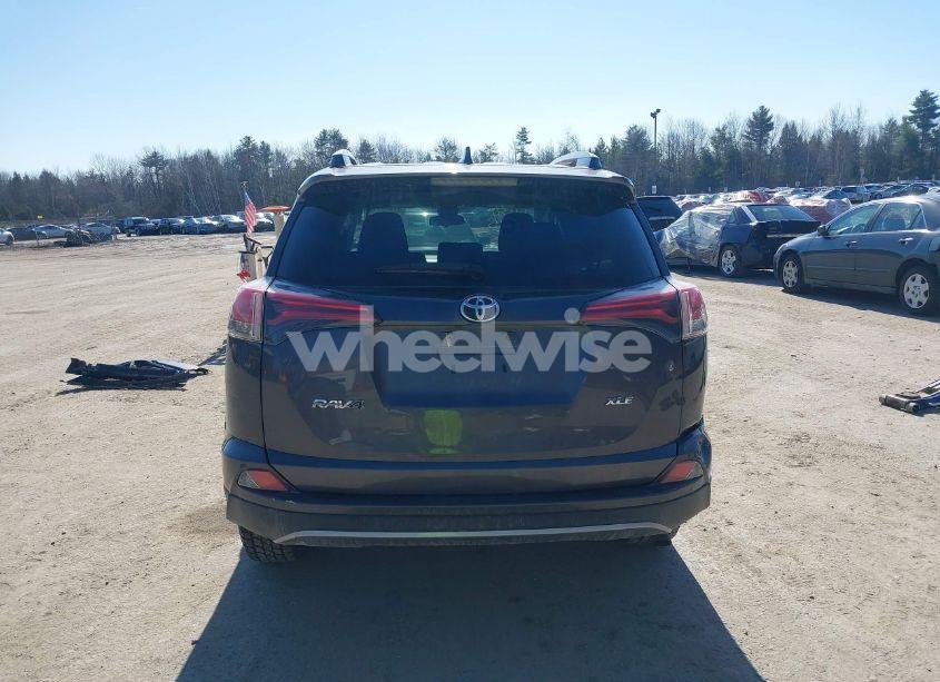 Photo 16 of 2017 Toyota Rav4 XLE (VIN 2T3WFREV3HW403849)