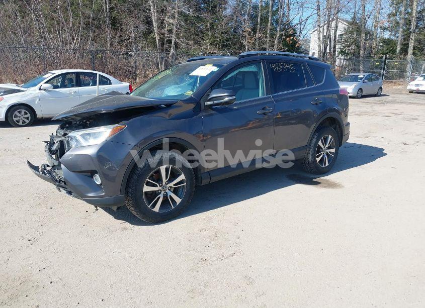 Photo 2 of 2017 Toyota Rav4 XLE (VIN 2T3WFREV3HW403849)