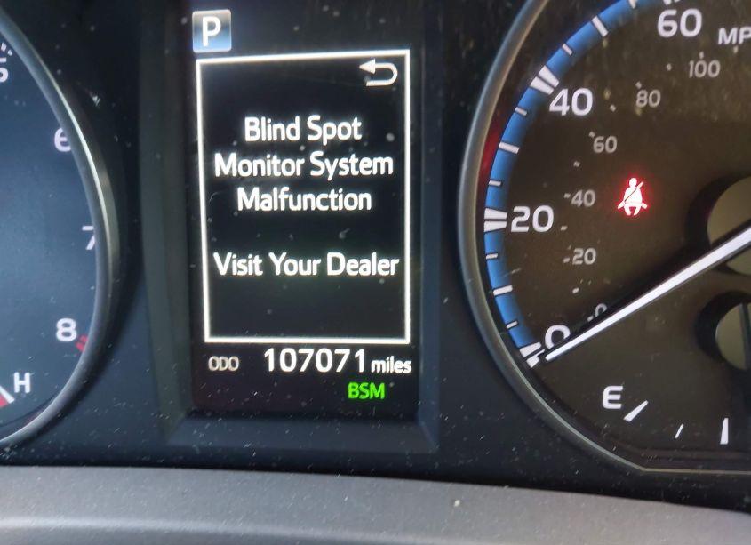 Photo 16 of 2018 Toyota Rav4 ADVENTURE/XLE (VIN 2T3WFREV3JW411780)