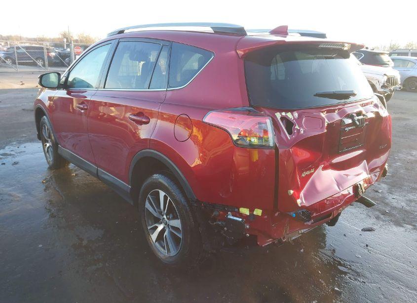 Photo 3 of 2018 Toyota Rav4 ADVENTURE/XLE (VIN 2T3WFREV3JW411780)