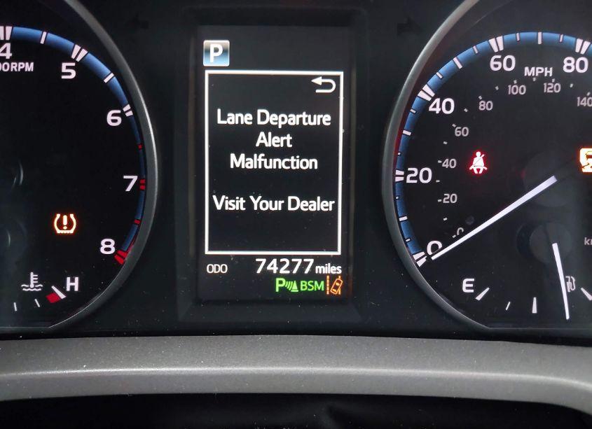 Photo 15 of 2018 Toyota Rav4 ADVENTURE/XLE (VIN 2T3WFREV3JW443161)