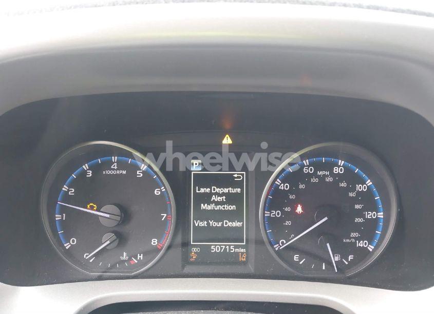 Photo 7 of 2018 Toyota Rav4 XLE (VIN 2T3WFREV3JW471932)