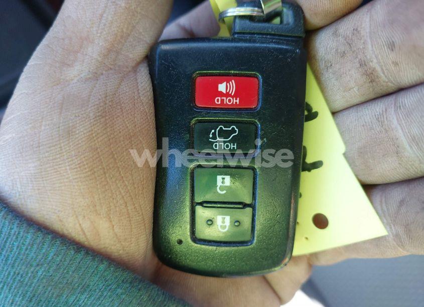 Photo 11 of 2018 Toyota Rav4 ADVENTURE/XLE (VIN 2T3WFREV3JW487726)