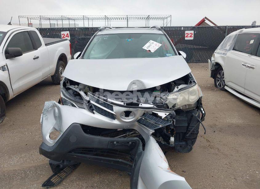 Photo 12 of 2013 Toyota Rav4 XLE (VIN 2T3WFREV4DW052363)