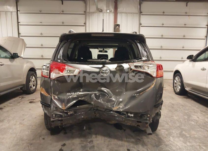 Photo 17 of 2013 Toyota Rav4 XLE (VIN 2T3WFREV4DW071270)