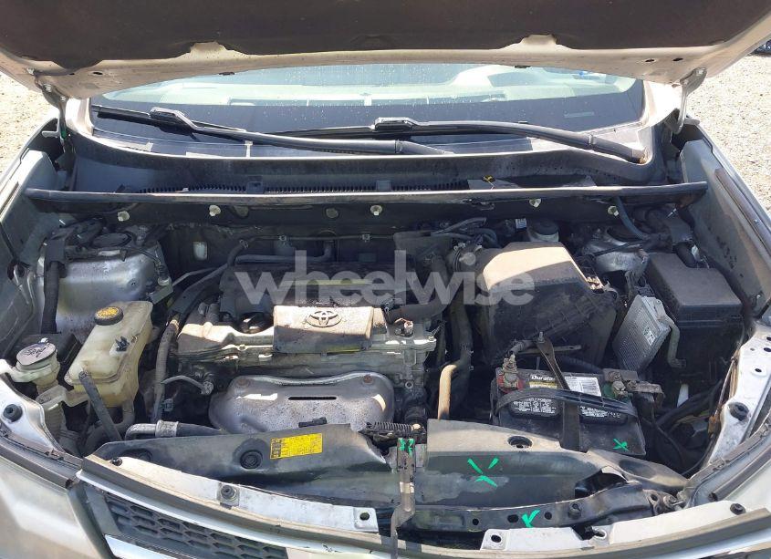 Photo 10 of 2015 Toyota Rav4 XLE (VIN 2T3WFREV4FW160226)