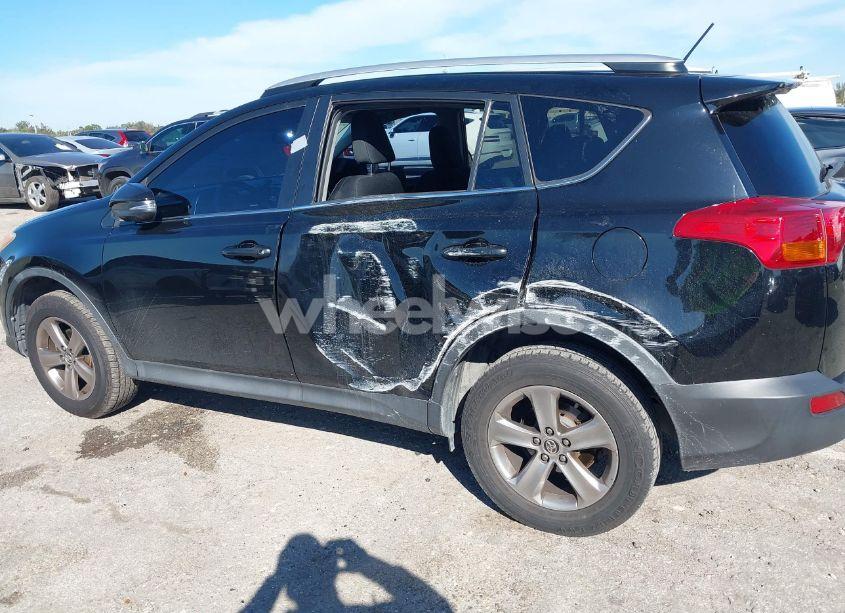 Photo 6 of 2015 Toyota Rav4 XLE (VIN 2T3WFREV4FW167578)