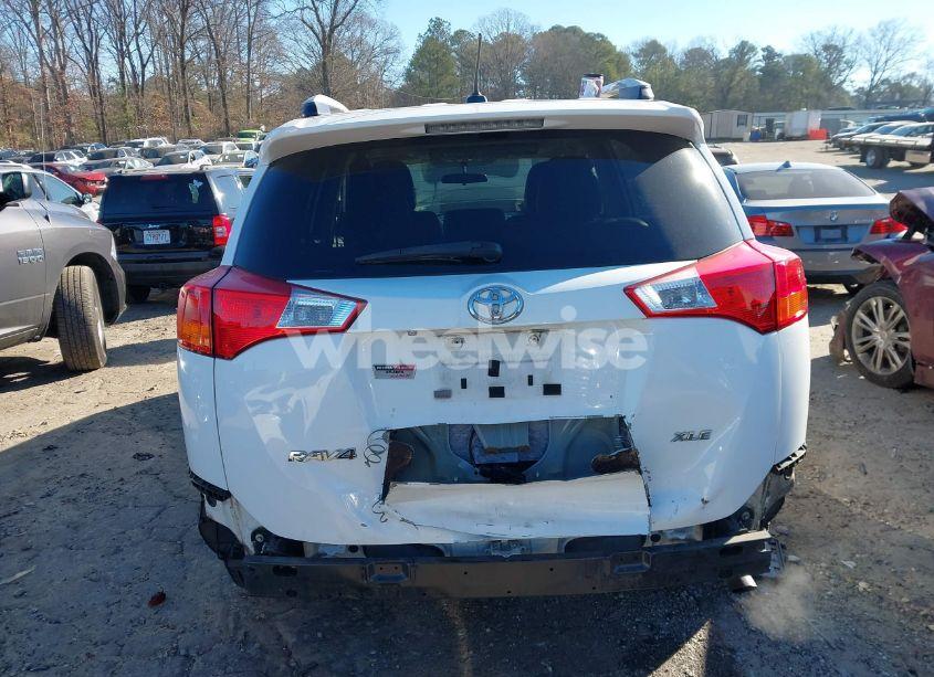 Photo 16 of 2015 Toyota Rav4 XLE (VIN 2T3WFREV4FW171145)