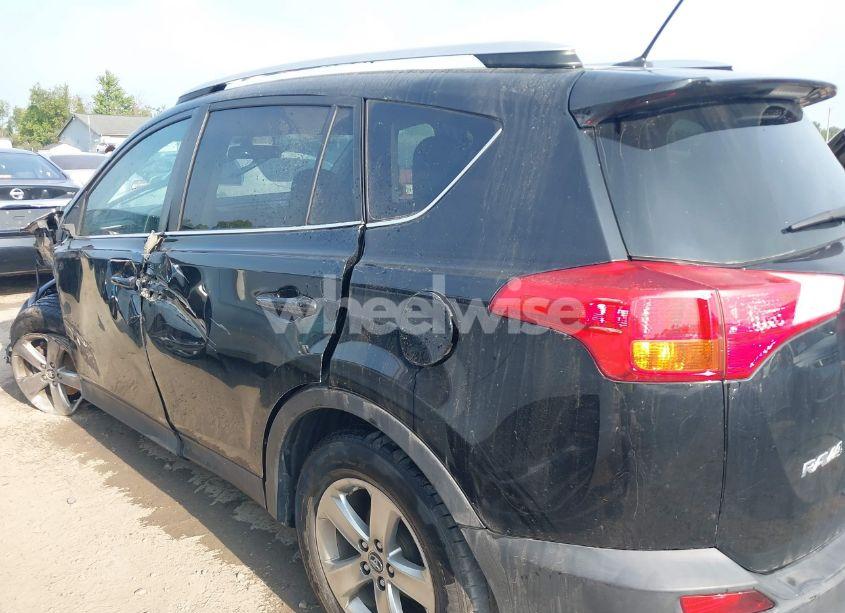 Photo 15 of 2015 Toyota Rav4 XLE (VIN 2T3WFREV4FW173249)