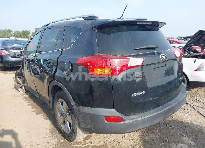 Photo 3 of 2015 Toyota Rav4 XLE (VIN 2T3WFREV4FW173249)
