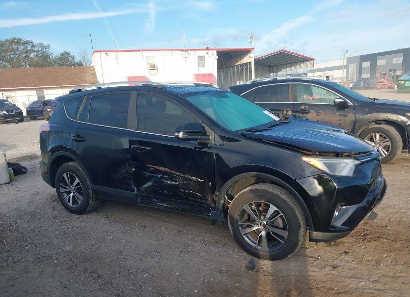 Photo 13 of 2016 Toyota Rav4 XLE (VIN 2T3WFREV4GW247092)