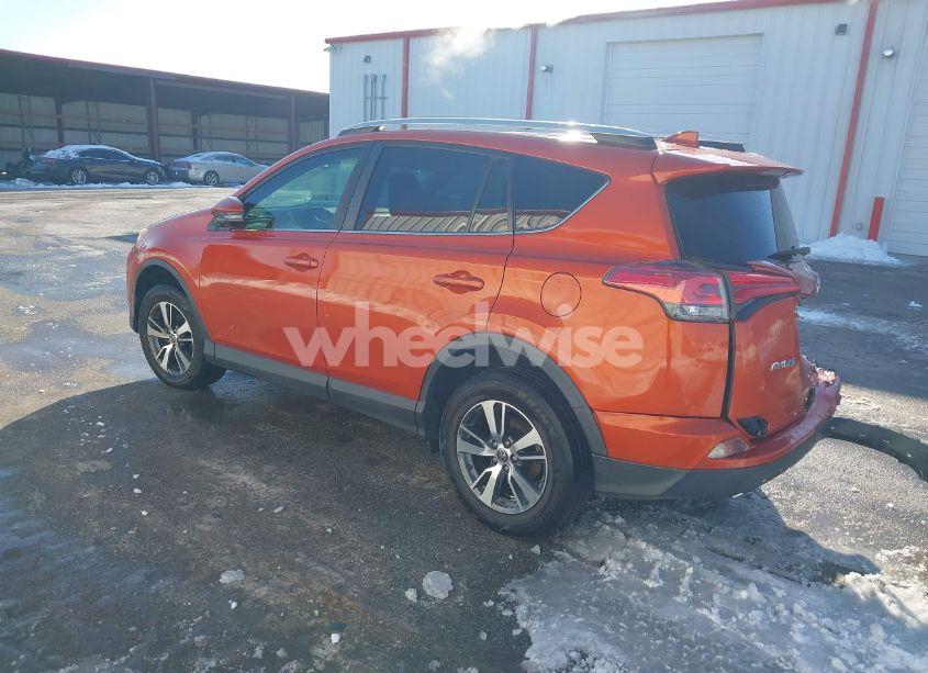 Photo 3 of 2016 Toyota Rav4 XLE (VIN 2T3WFREV4GW256245)