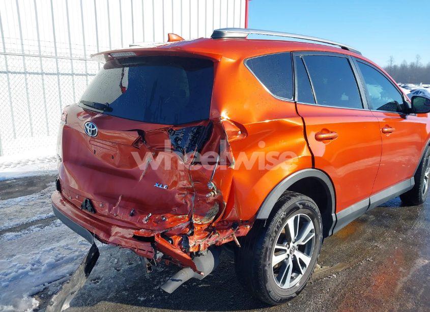 Photo 6 of 2016 Toyota Rav4 XLE (VIN 2T3WFREV4GW256245)