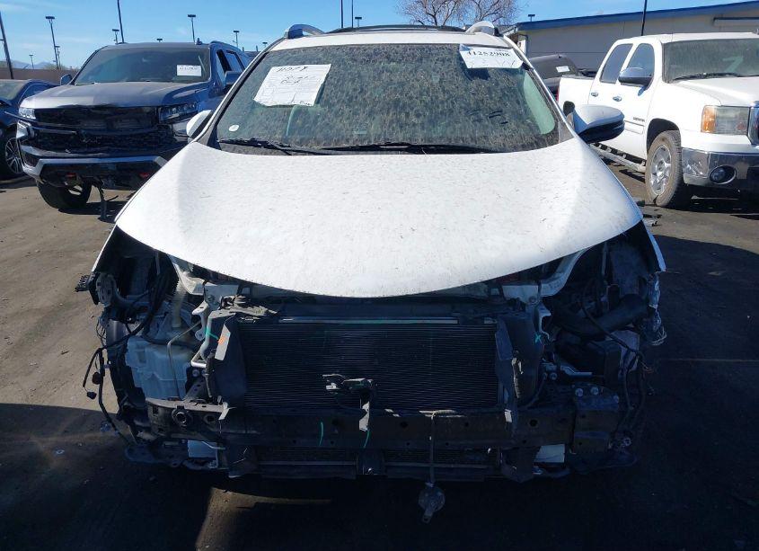 Photo 13 of 2016 Toyota Rav4 XLE (VIN 2T3WFREV4GW265592)