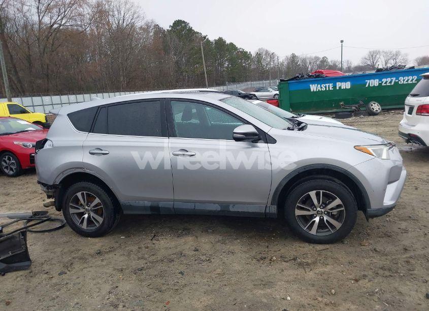 Photo 14 of 2016 Toyota Rav4 XLE (VIN 2T3WFREV4GW287186)