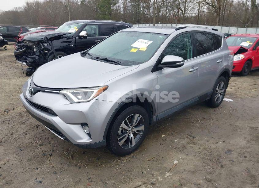 Photo 2 of 2016 Toyota Rav4 XLE (VIN 2T3WFREV4GW287186)